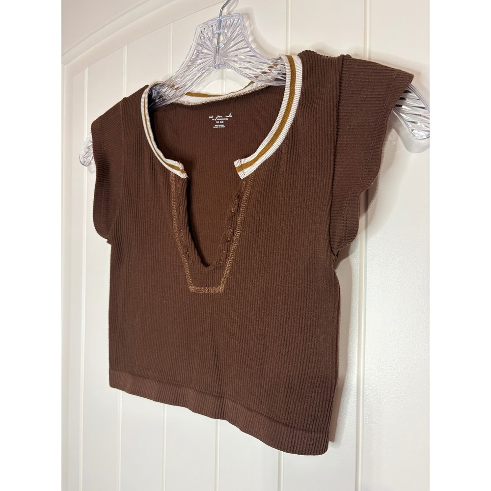 Out From Under Urban Outfitters Brown Ribbed Deep V Crop Top M/L Festival Retro - Picture 3 of 7